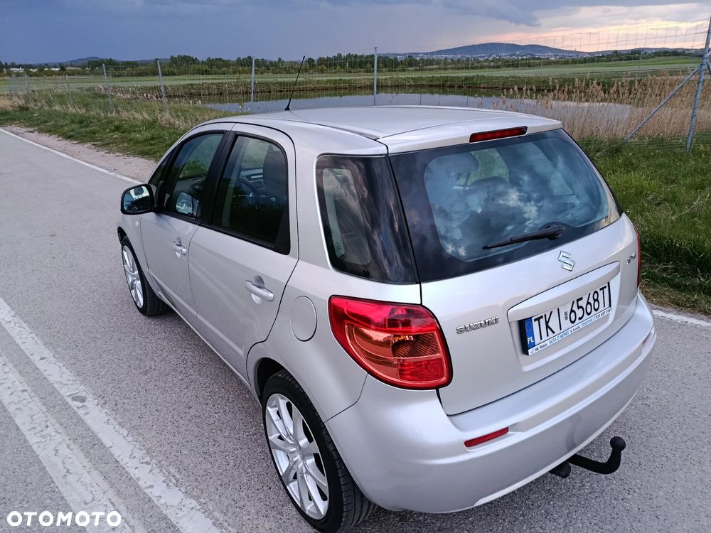 Suzuki SX4 1.6 VVT 4x2 Comfort - 19