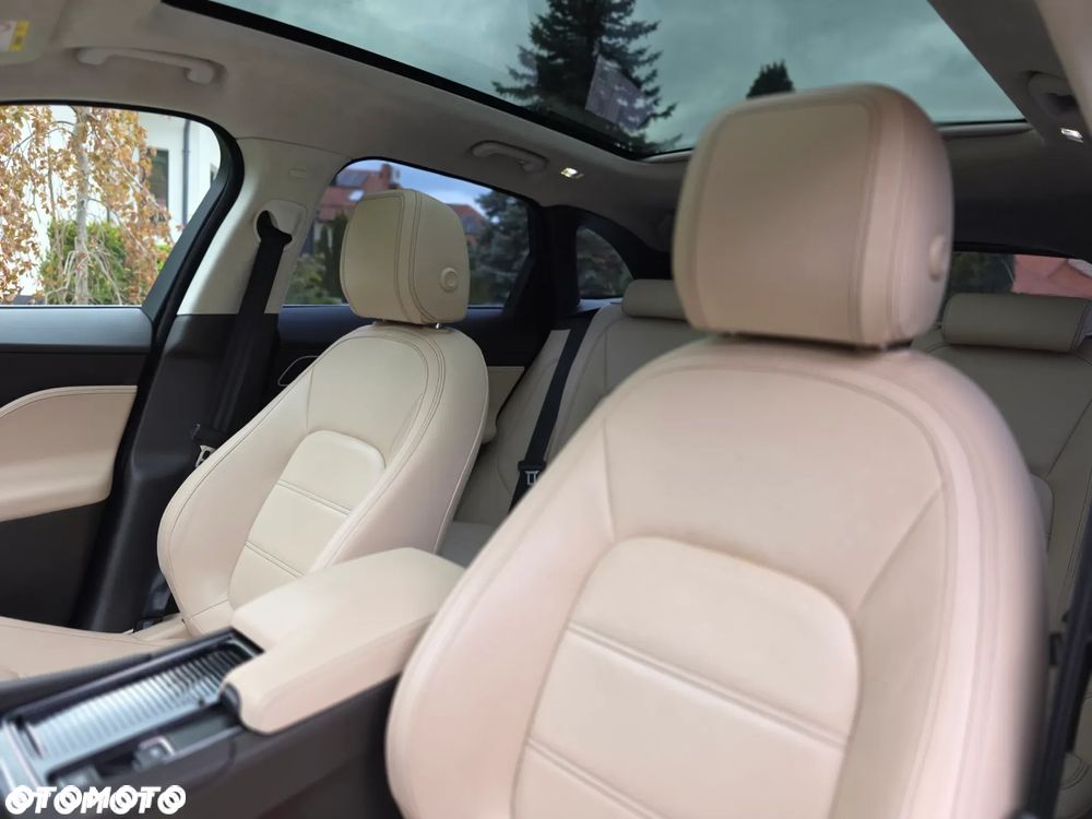 Jaguar F-Pace 2.0 i4D AWD Prestige - 21