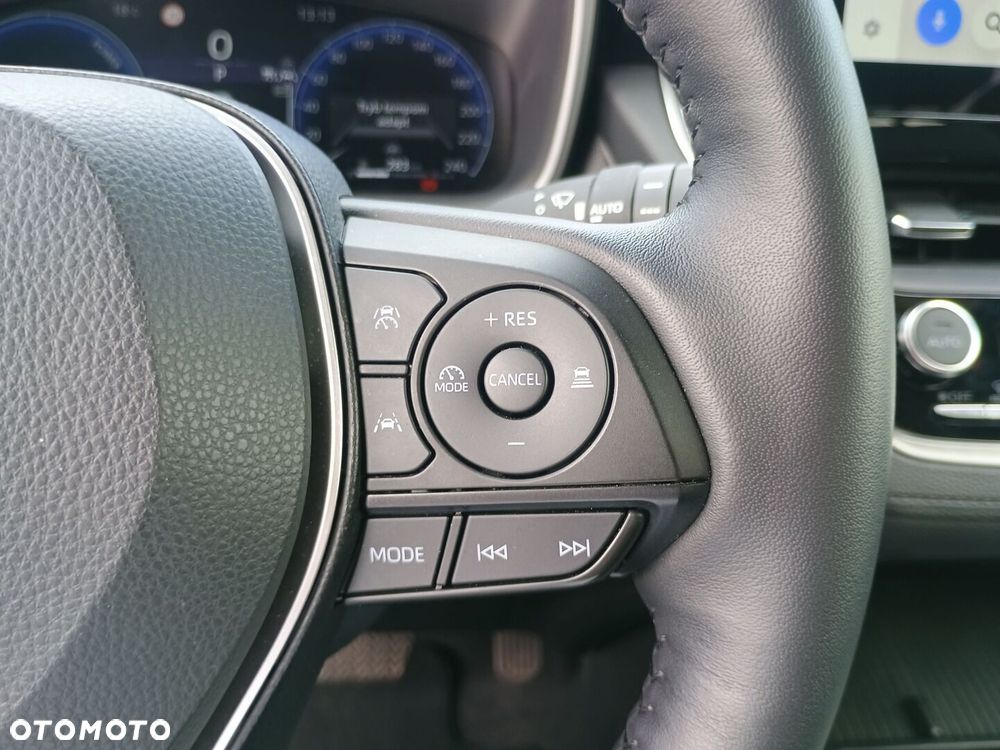 Toyota Corolla Cross - 19