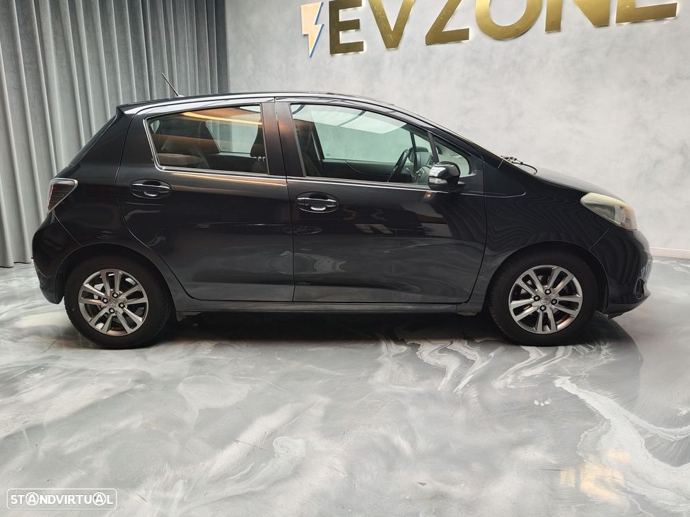 Toyota Yaris 1.4 D-4D Comfort - 8