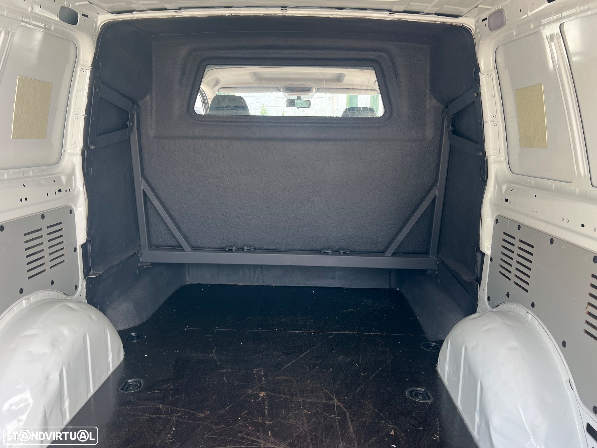 Mercedes-Benz Vito - 8
