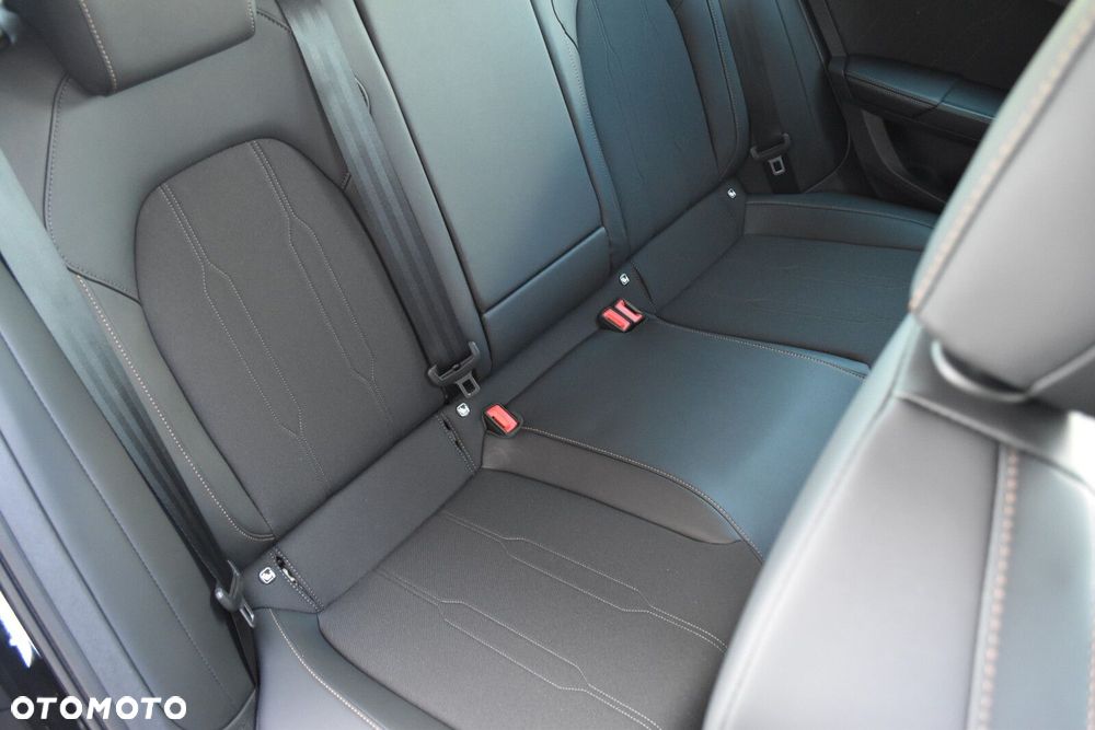 Cupra Leon 1.5 eTSI DSG - 32