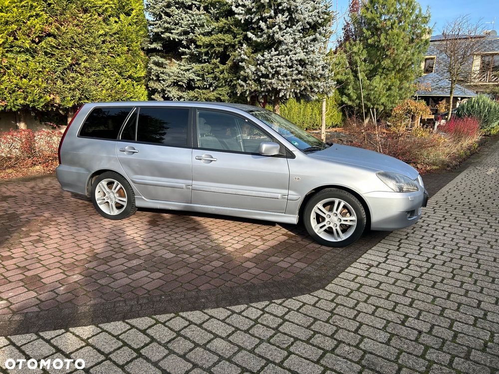 Mitsubishi Lancer 1.6 Sport - 1