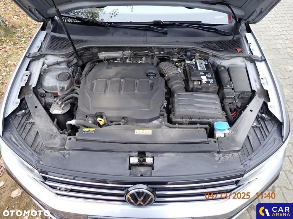 Volkswagen Passat - 27