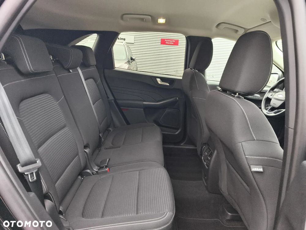 Ford Kuga - 11