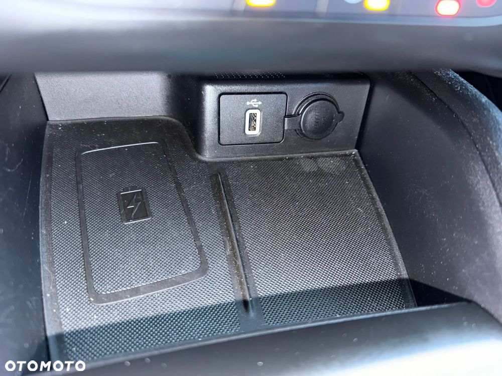 Ford Focus 2.0 EcoBlue Titanium Business - 27