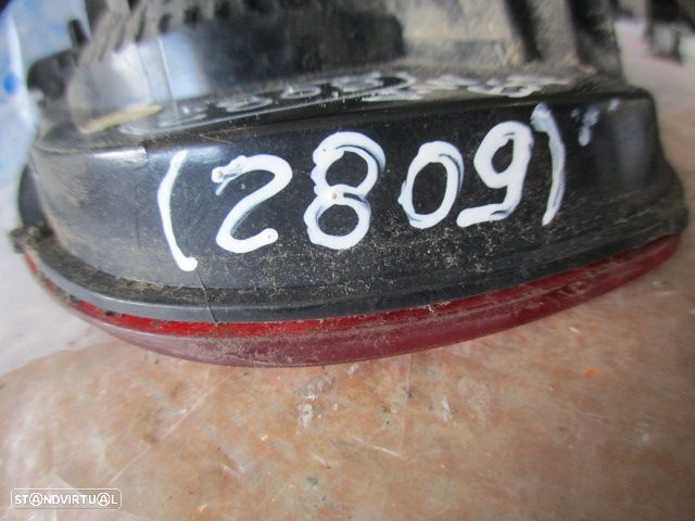 Farol Tras 89090892 5K0945093 VW GOLF 6 2011 1.4I 80Cv 3P Preto ESQ VALEO - 5