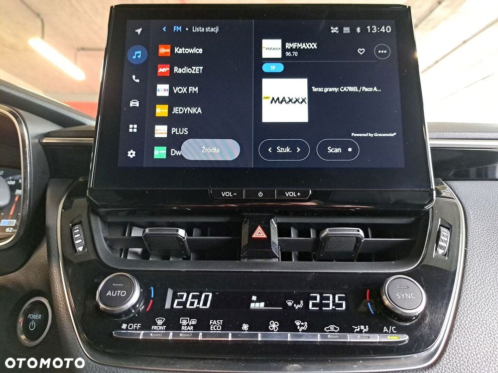 Toyota Corolla 1.8 Hybrid Style - 22