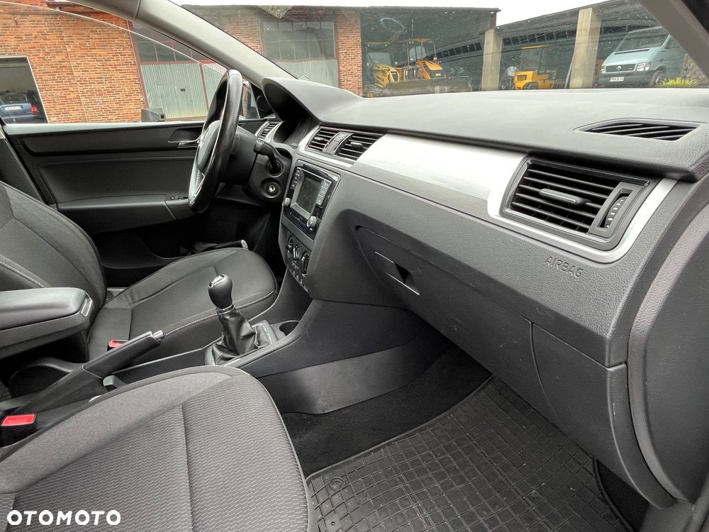 Skoda RAPID 1.4 TDI DPF Ambition - 21