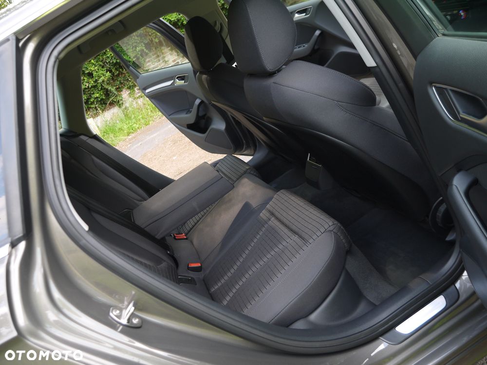 Audi A3 Sportback 2.0 TDI (clean diesel) S line Sportpaket - 19