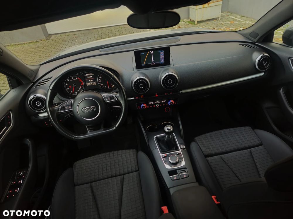 Audi A3 Sportback 1.4 TFSI Attraction - 17