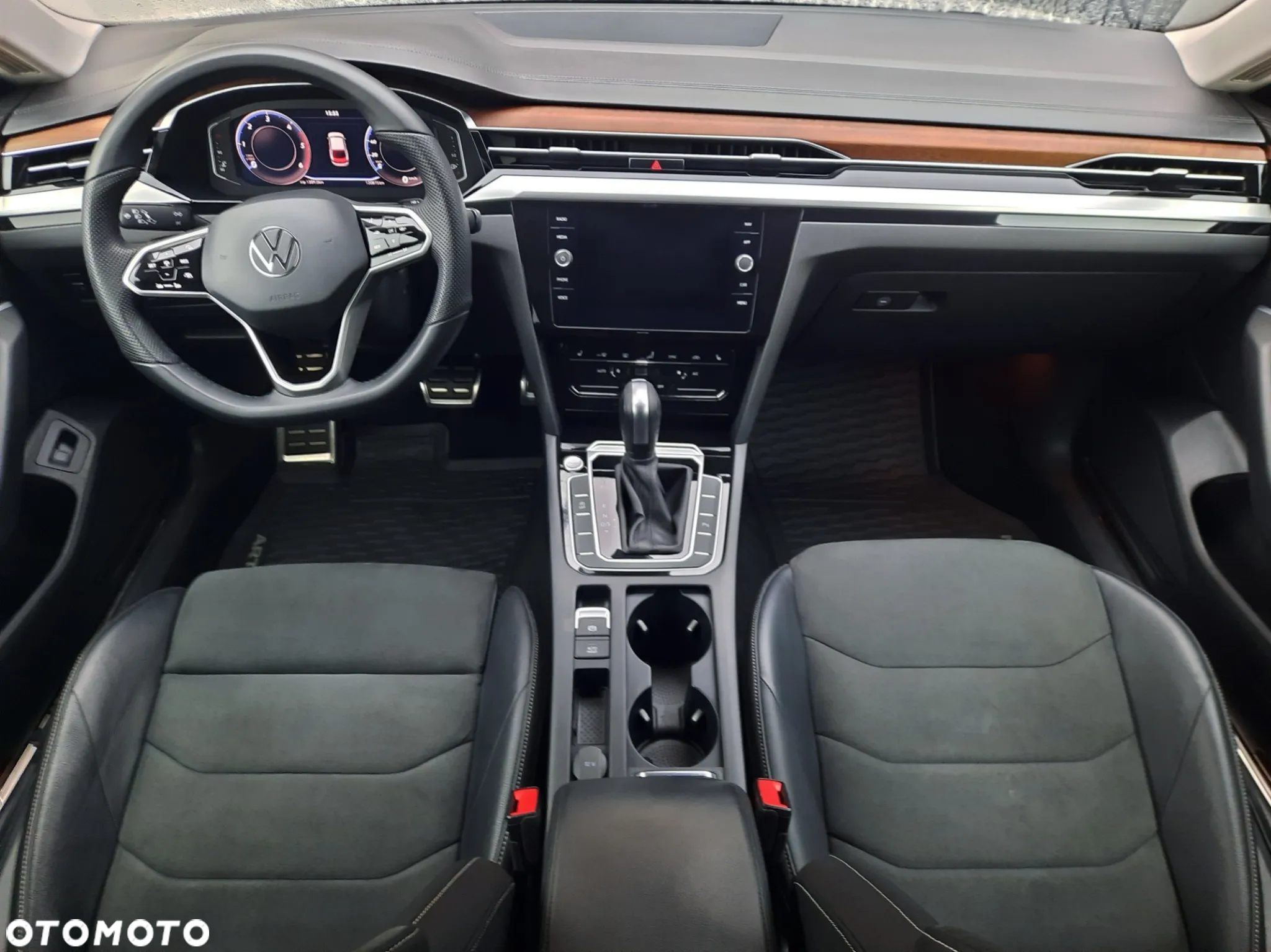 Volkswagen Arteon 2.0 TDI Elegance DSG - 22