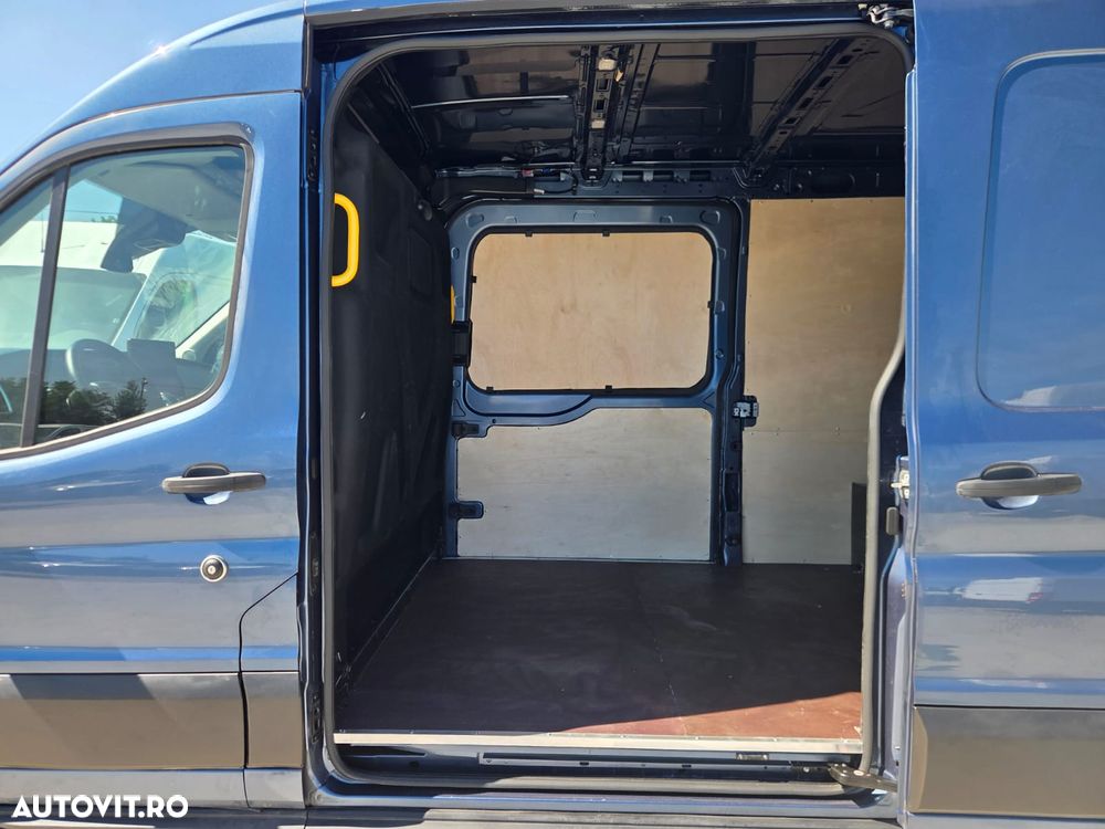 Ford New Transit L3H2 Premium Edition - 4