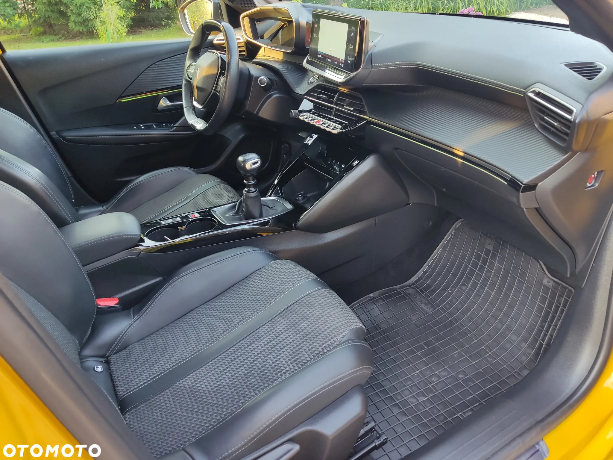 Peugeot 208 1.5 BlueHDi GT S&S - 23