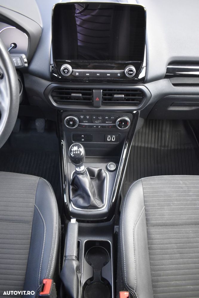 Ford EcoSport 1.0 EcoBoost TITANIUM - 32
