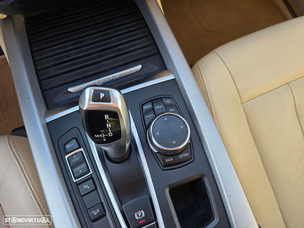 BMW X5 40e xDrive - 35