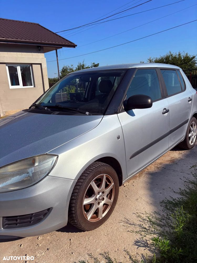 Skoda Fabia 1.2 HTP Classic - 2