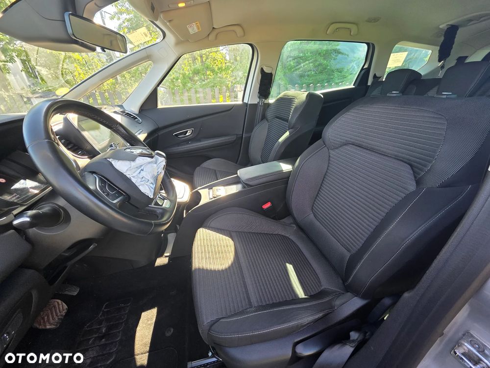Renault Grand Scenic BLUE dCi 120 EDC LIMITED - 9