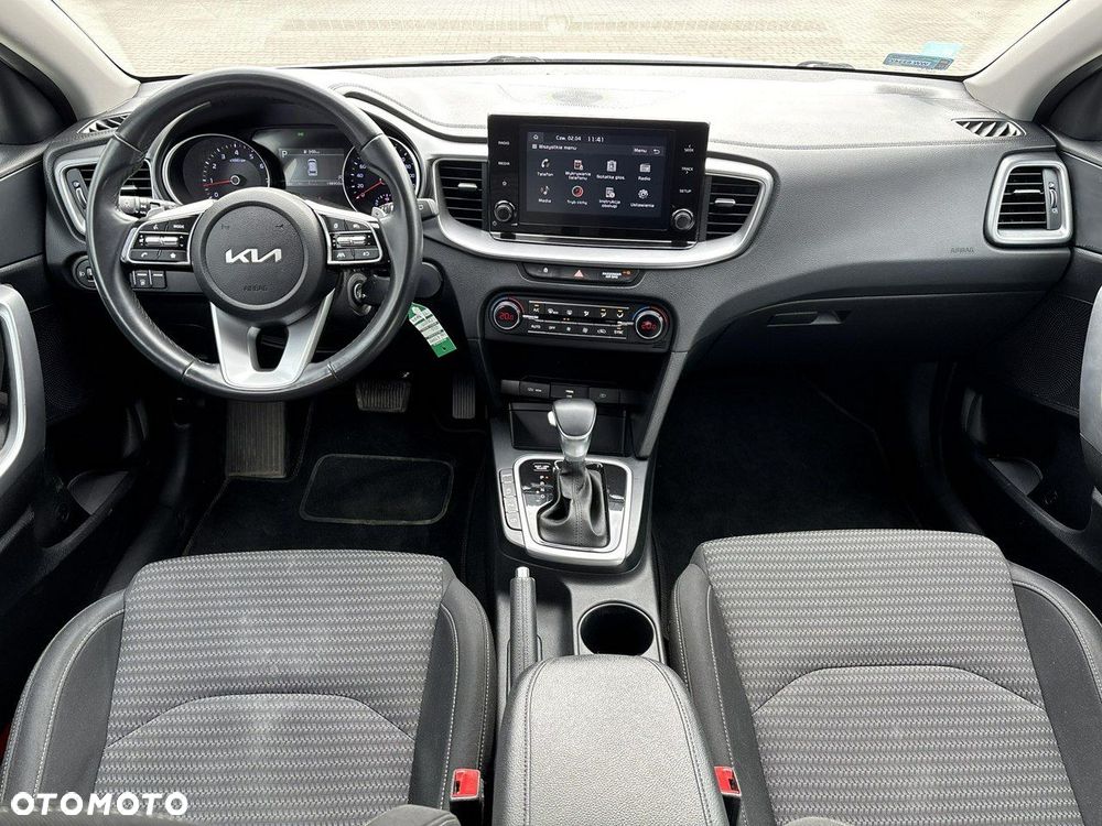 Kia Ceed 1.5 T-GDI Business Line DCT - 13