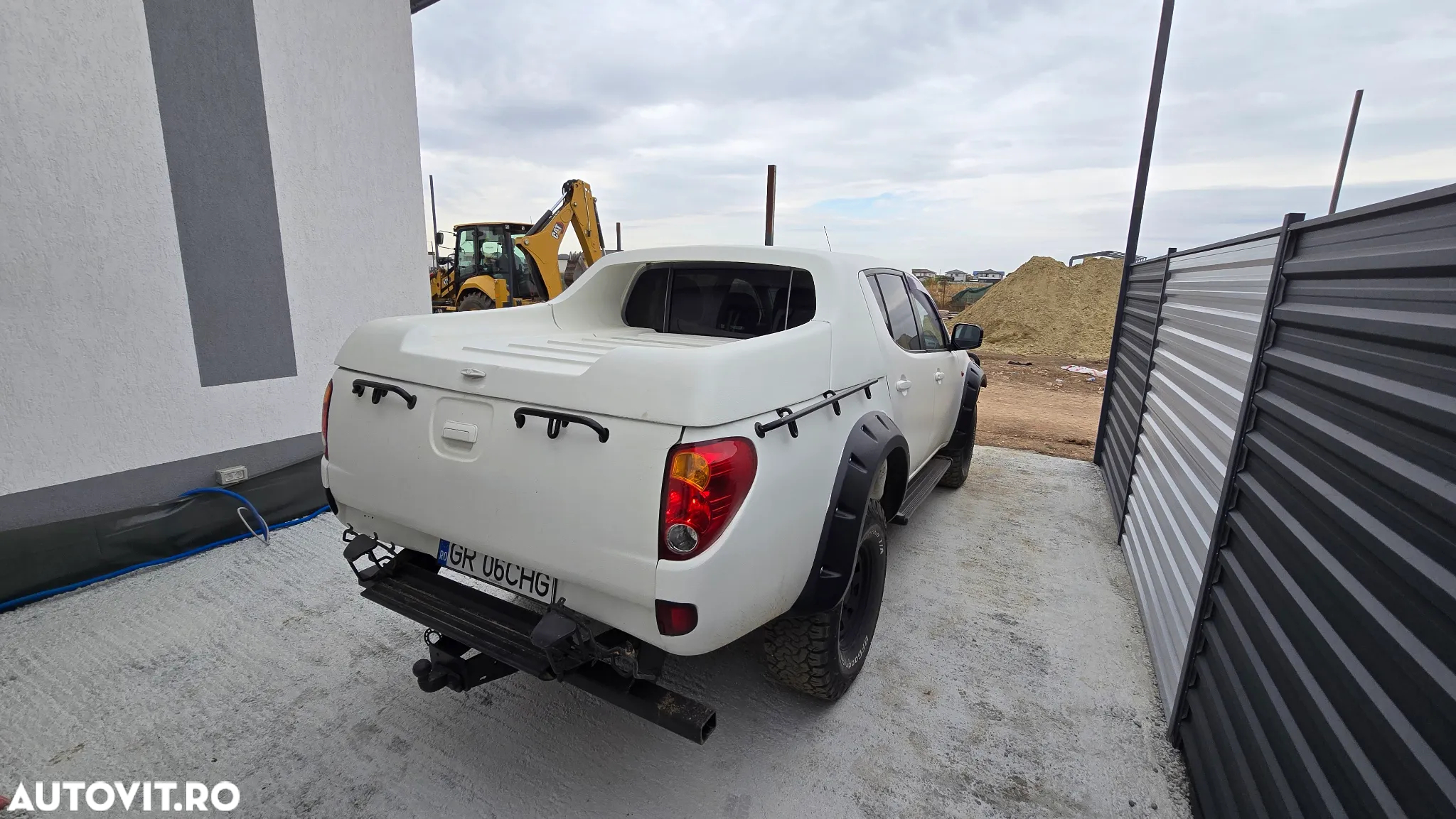 Mitsubishi L200 Pick Up 4x4 Intense Double Cab - 5