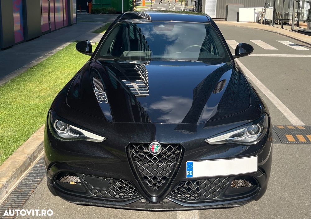 Alfa Romeo Giulia 2.9 Turbo RWD AT8 Quadrifoglio - 2