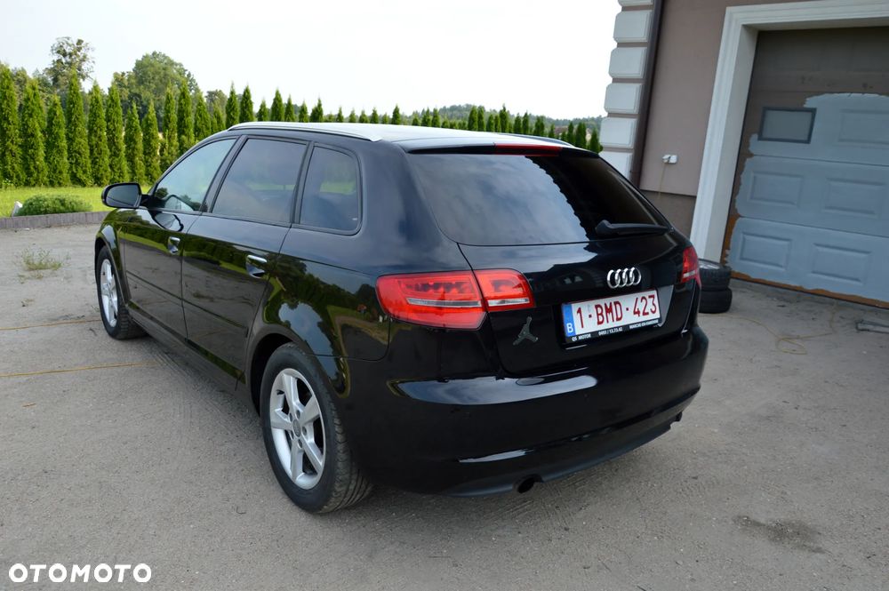 Audi A3 Sportback 1.6 TDI Attraction - 8