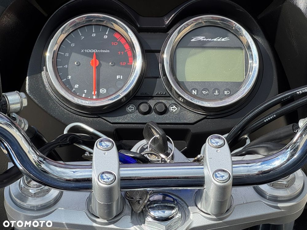 Suzuki Bandit - 35