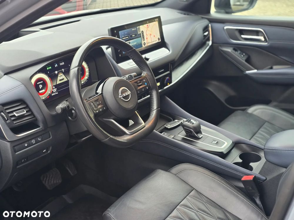 Nissan Qashqai 1.3 DIG-T DCT AKARI - 9