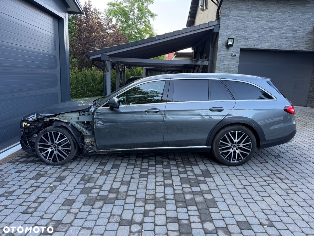 Mercedes-Benz Klasa E 200 4Matic All-Terrain 9G-TRONIC Avantgarde - 10