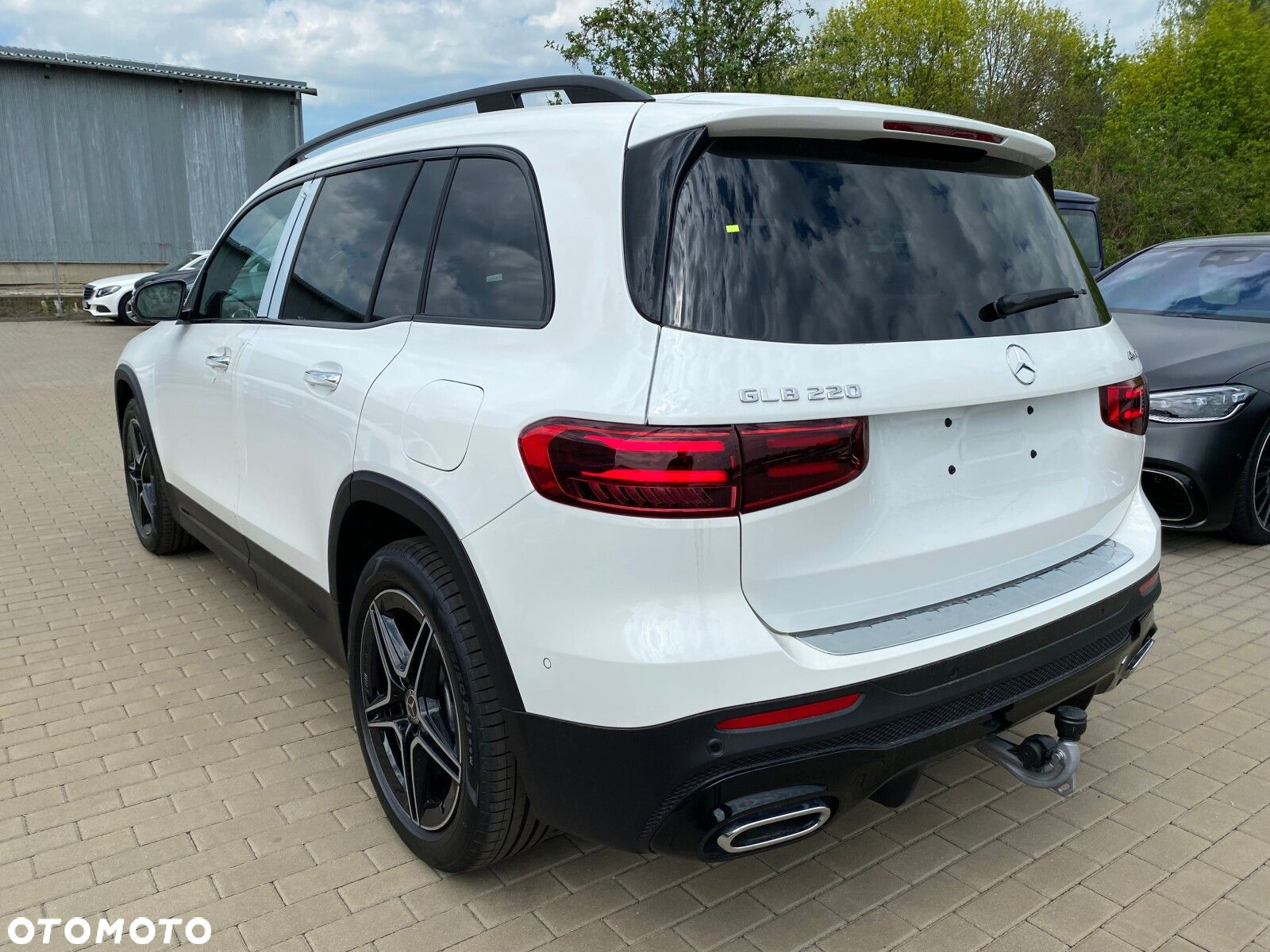 Mercedes-Benz GLB - 2