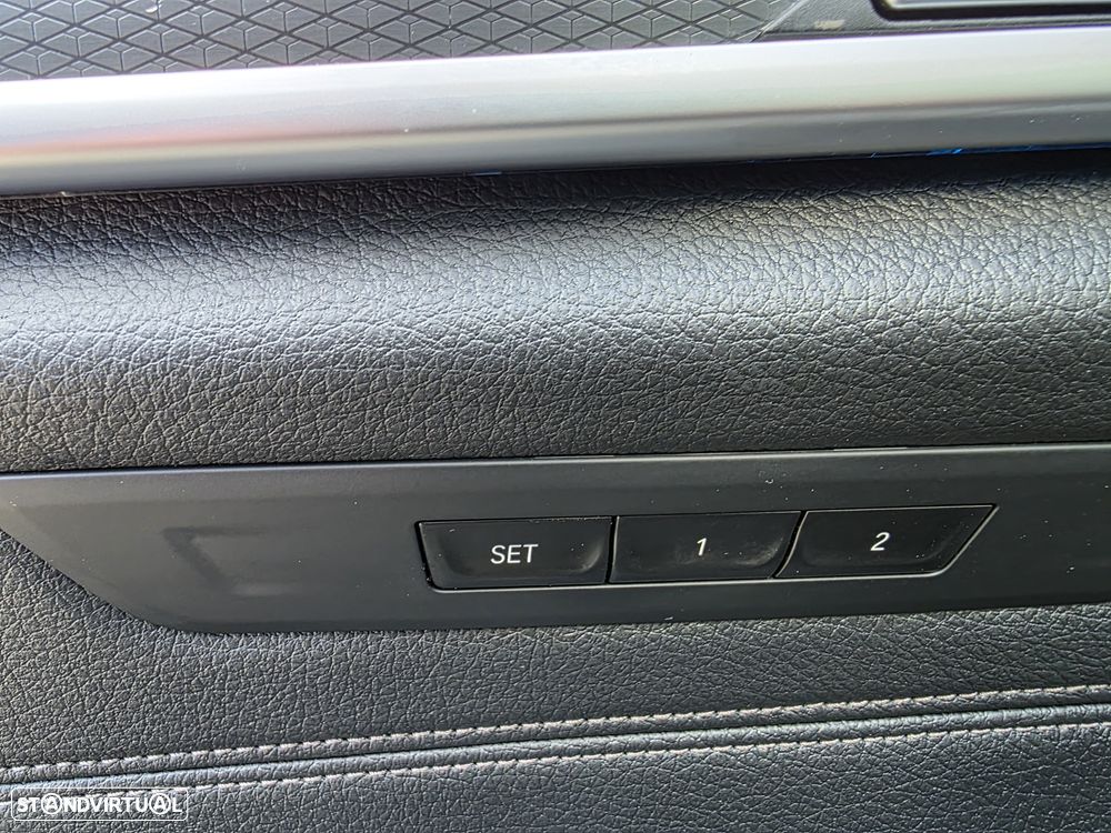 BMW 530 e Pack Desportivo M - 25