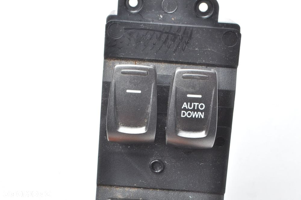 SSANGYONG TIVOLI LIFT PANEL PRZEŁĄCZNIK SZYB 23R 85812-35200 - 4