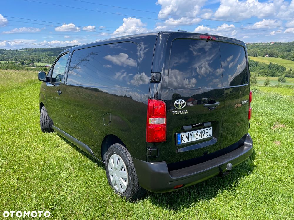 Toyota Proace - 10