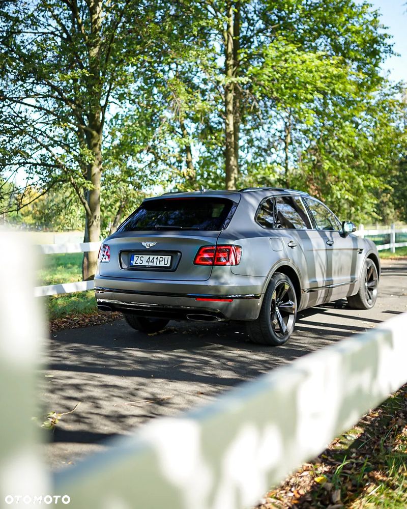 Bentley Bentayga W12 Mulliner - 6