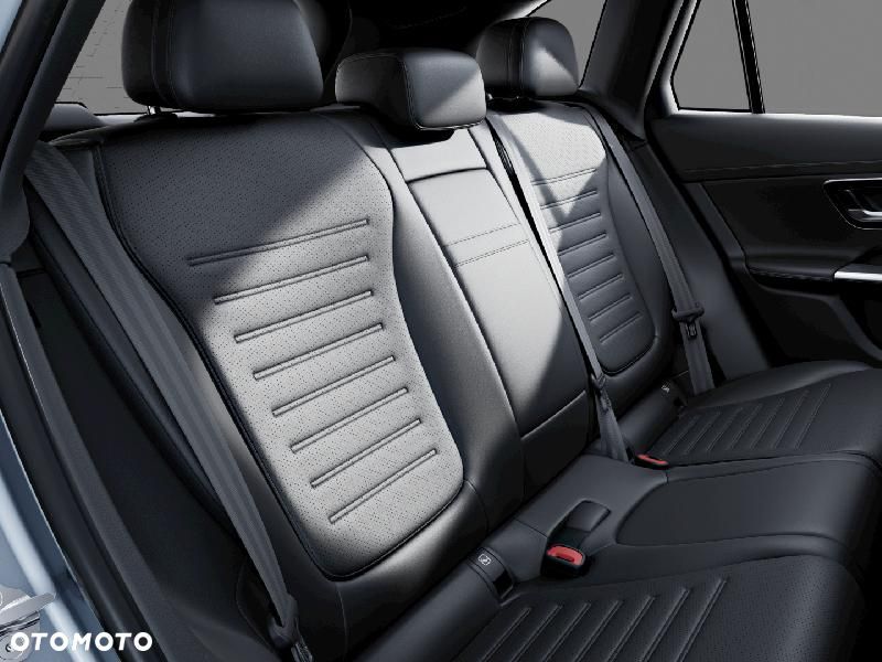 Mercedes-Benz GLC - 6