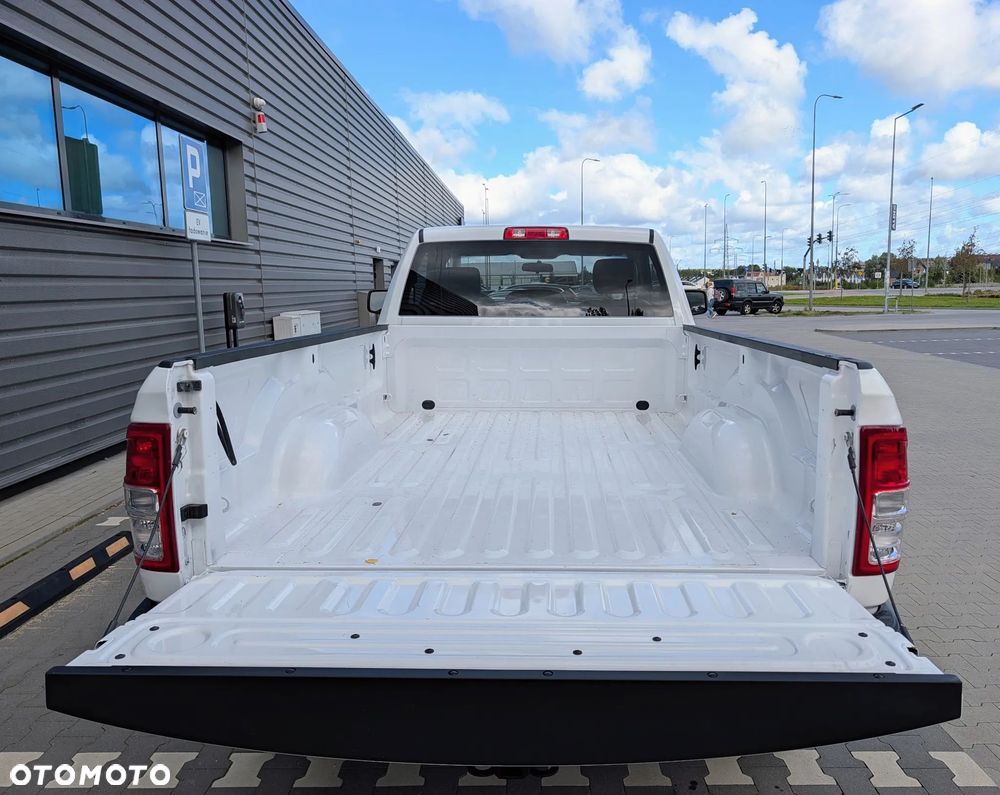 RAM 2500 - 12