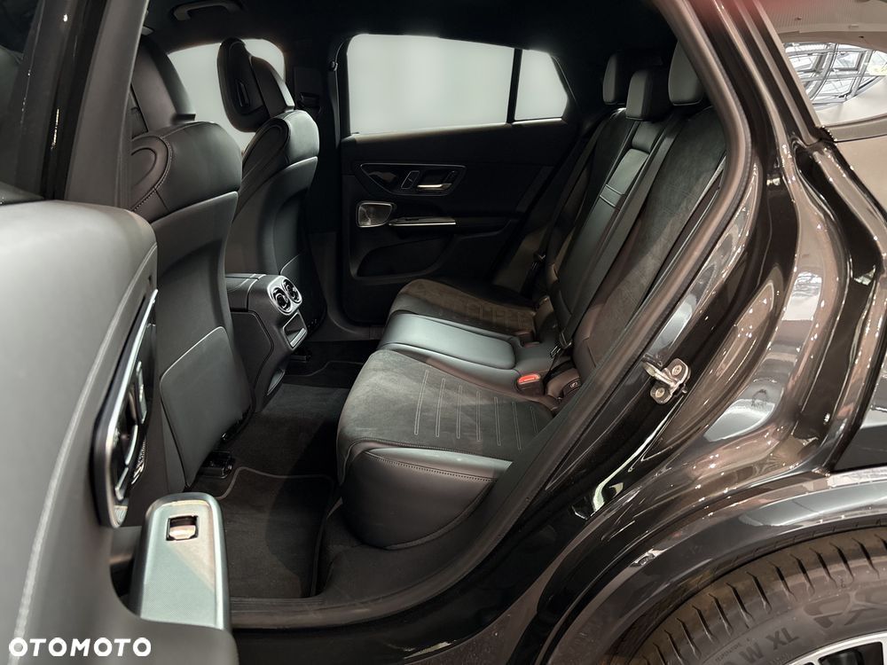 Mercedes-Benz GLC 300 mHEV 4-Matic AMG Line - 8