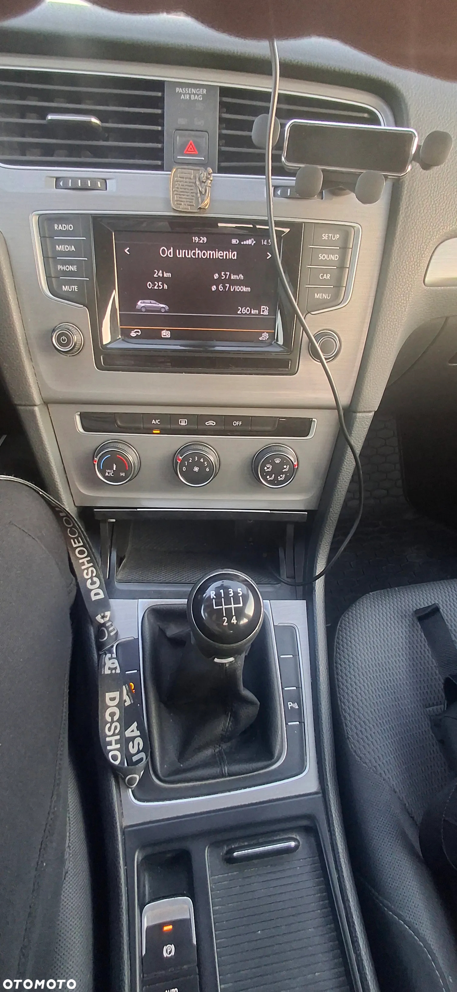 Volkswagen Golf VII 1.6 TDI BMT Comfortline - 8