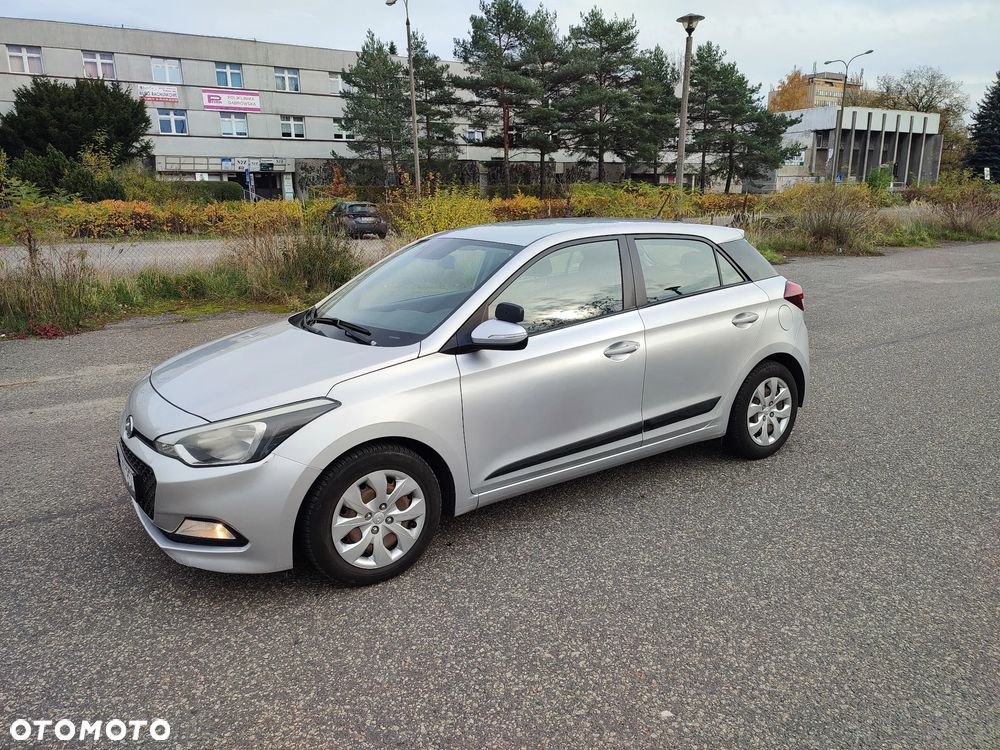 Hyundai i20 - 8