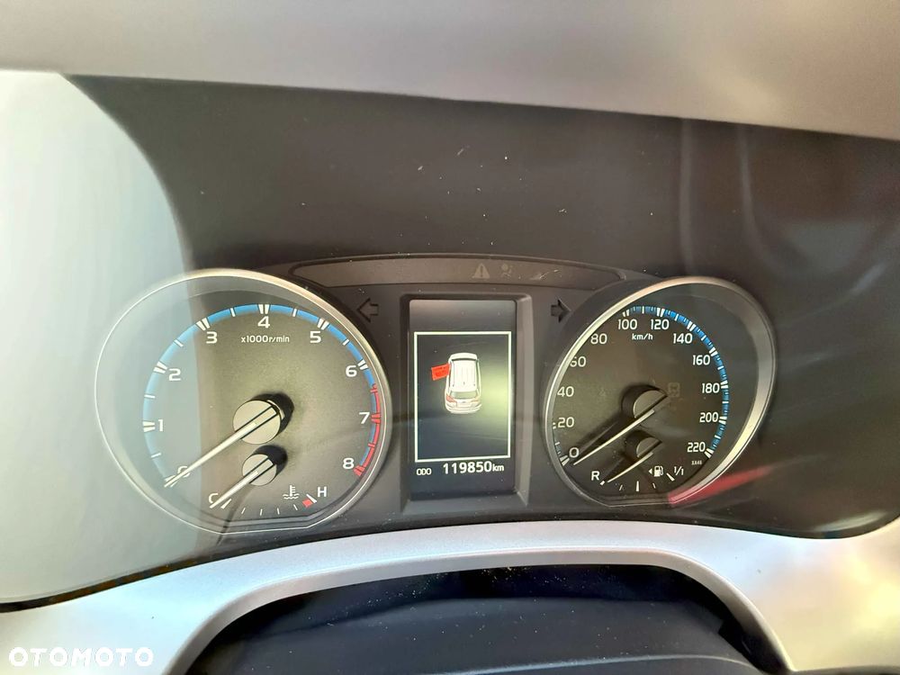Toyota RAV4 - 7