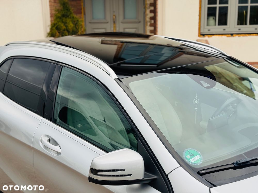 Mercedes-Benz GLA 200 7G-DCT Style - 8