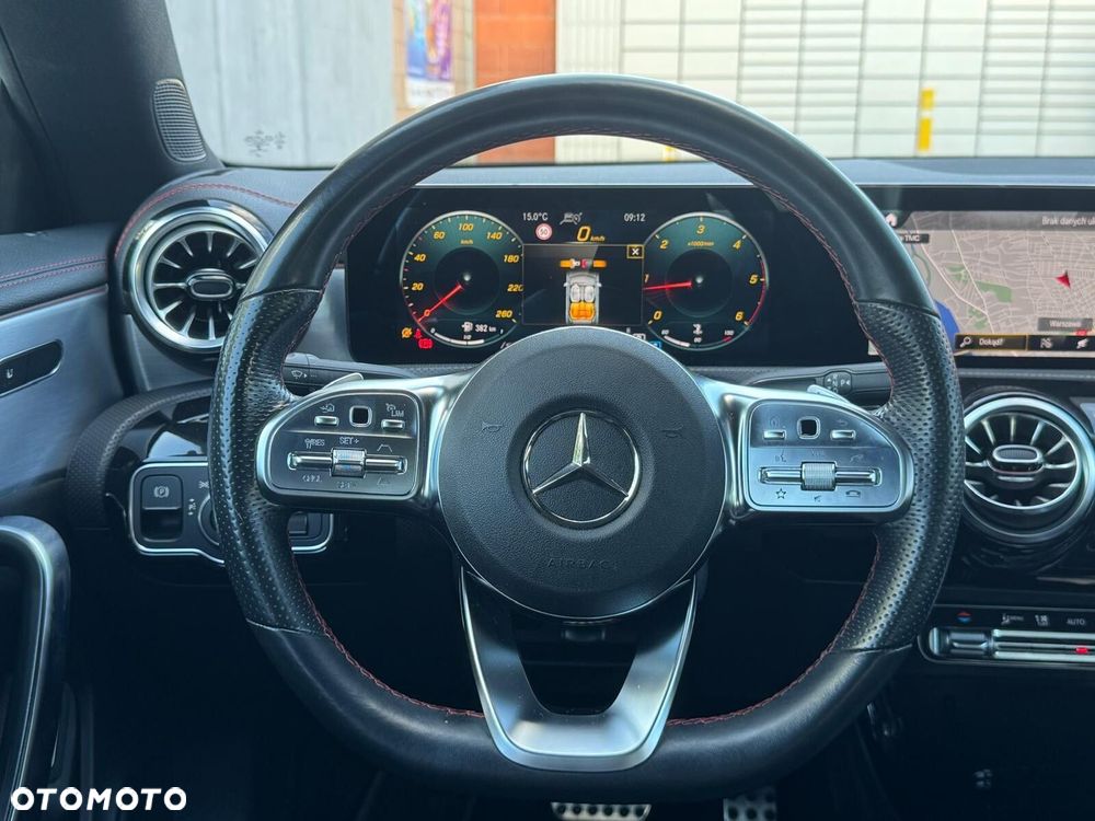 Mercedes-Benz CLA 200 d AMG Line 8G-DCT - 26