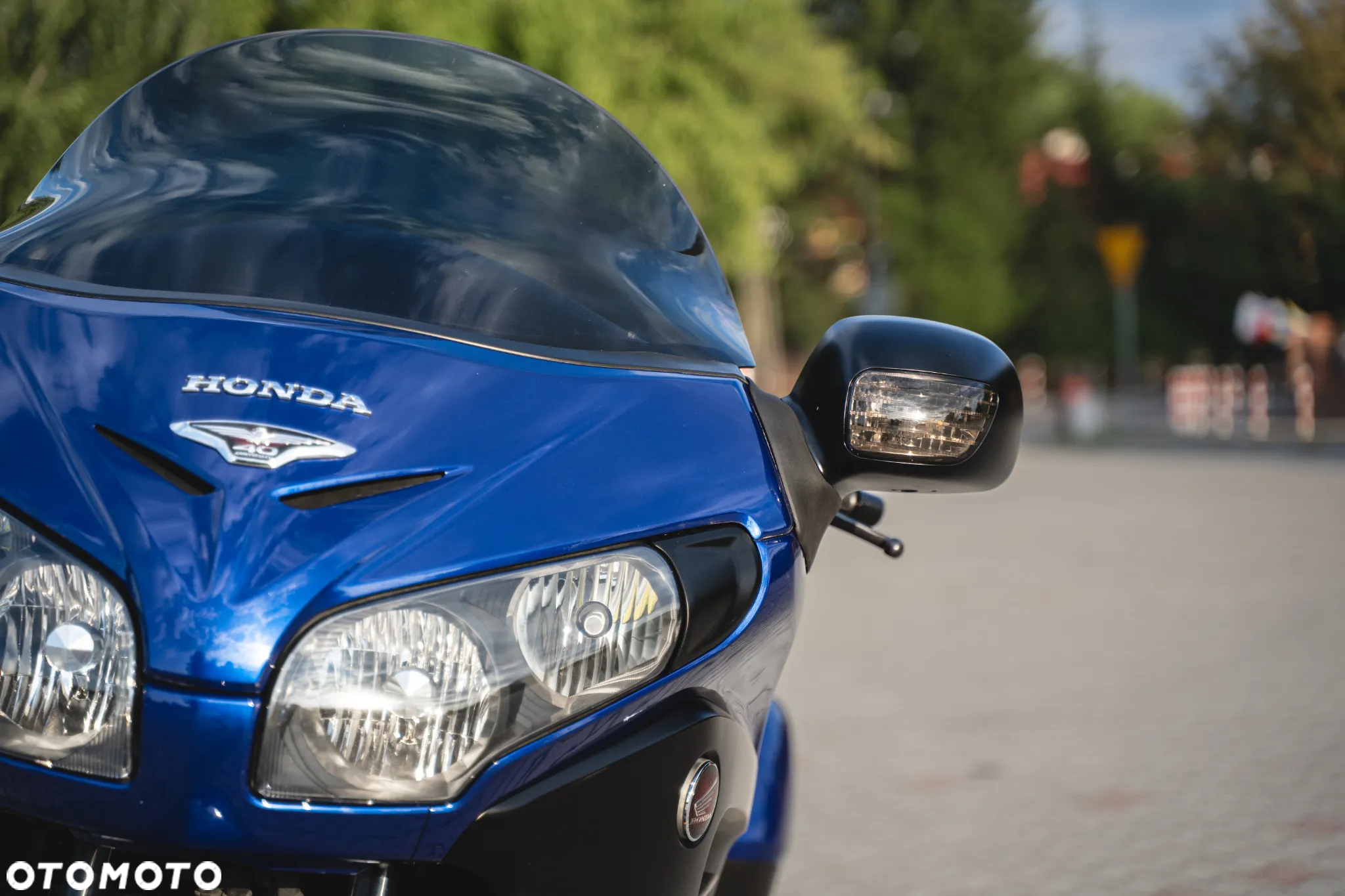 Honda GL - 10