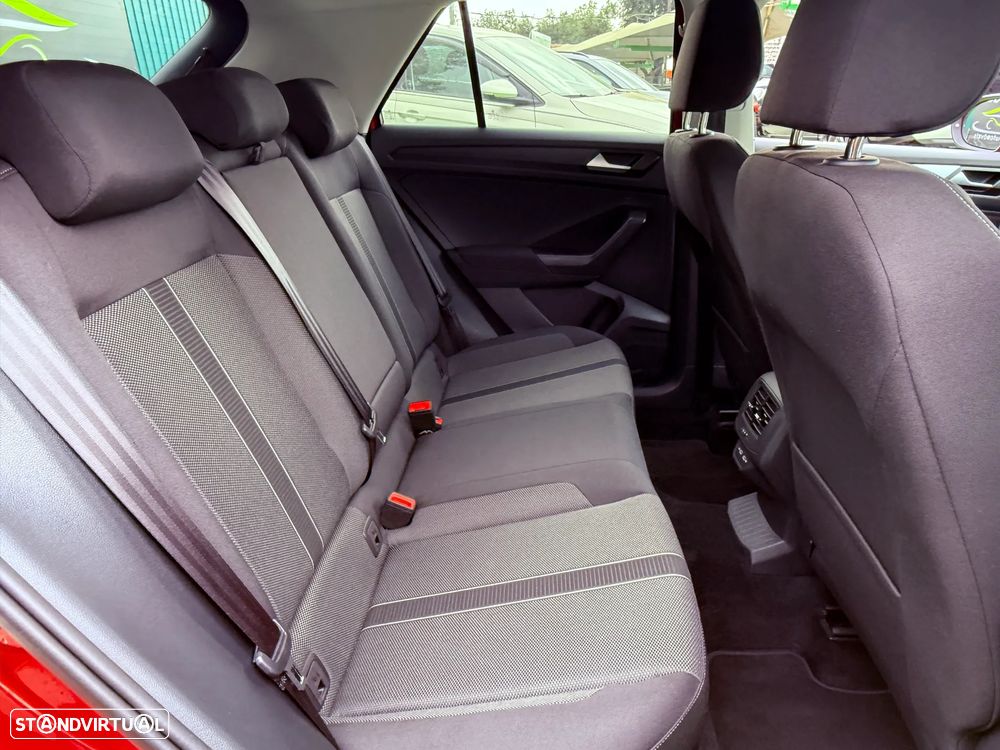 VW T-Roc 2.0 TDI Urban - 22
