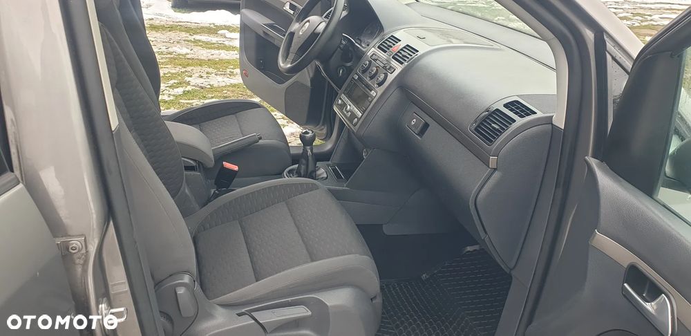 Volkswagen Touran 1.6 United - 11