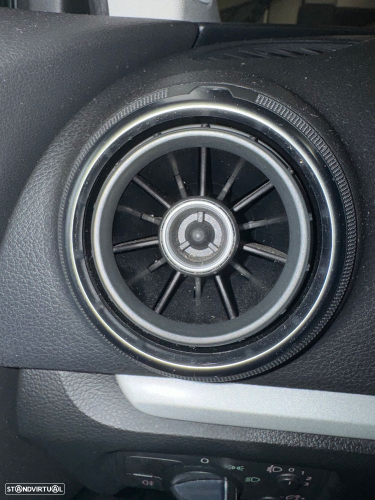 Audi A3 Sportback 1.6 TDI Attraction - 9