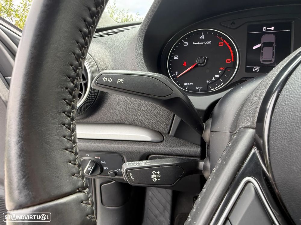 Audi A3 Sportback 1.6 TDI Advance - 23