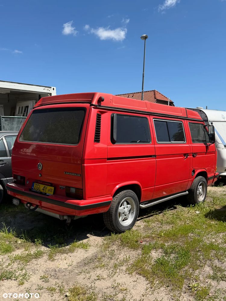 Volkswagen Caravelle - 2