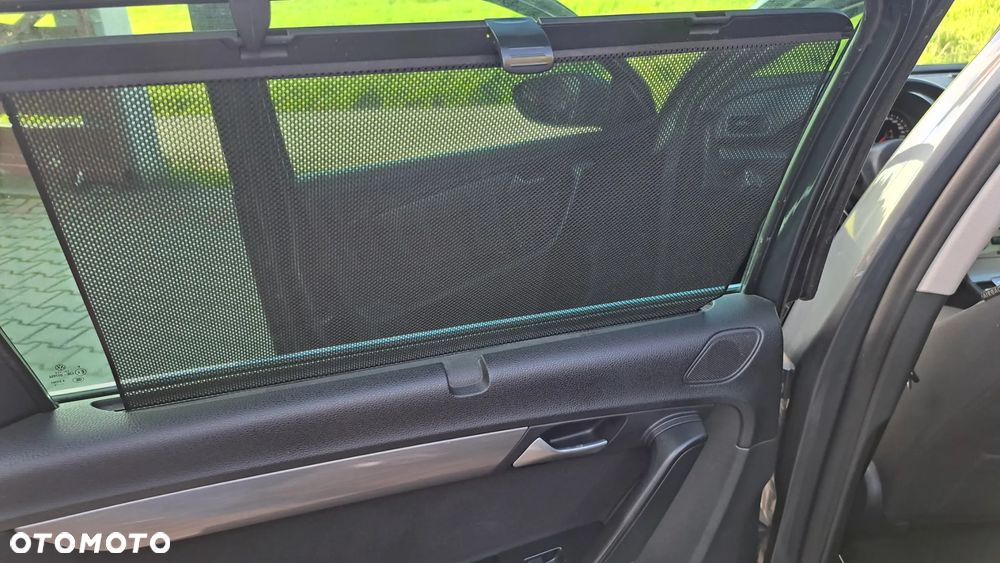 Volkswagen Passat 2.0 TDI DPF DSG Individual Chrom - 20