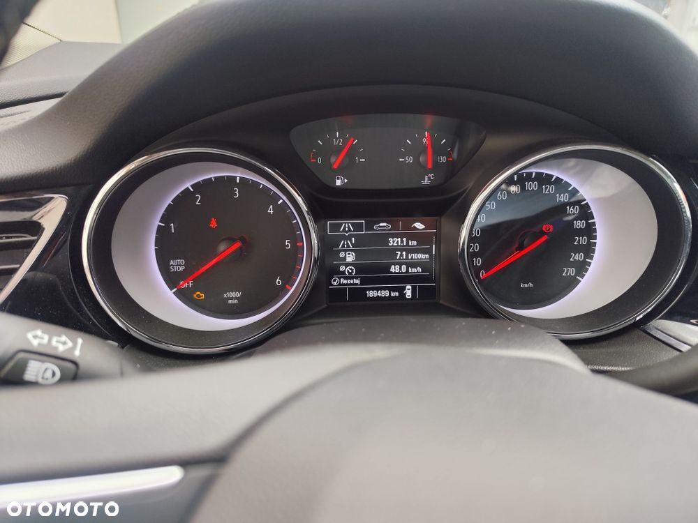 Opel Insignia - 7